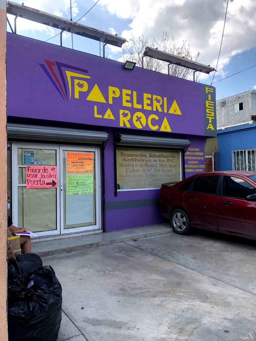 Papeleria La Roca | 88135, C. Eva Samano 1732, Unidad Nacional, 88135 Nuevo Laredo, Tamps., Mexico | Phone: 867 724 6838
