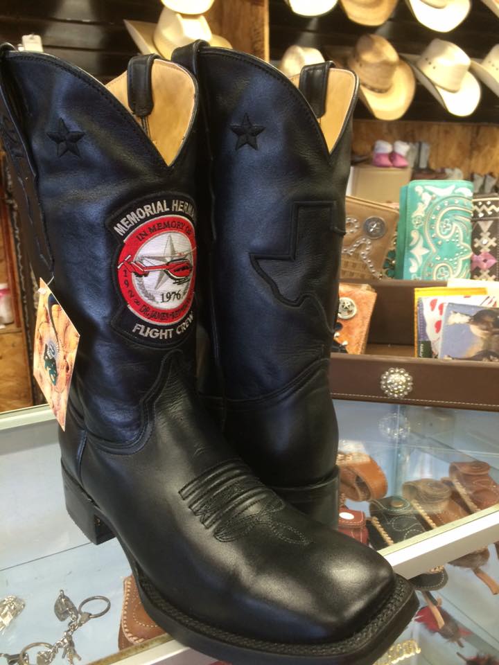 Lagarto Boots Western Wear | Attached to Shell gas station, 11911 Barker Cypress Rd, Cypress, TX 77433, USA | Phone: (281) 256-8610