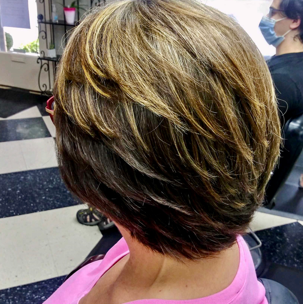 Hair Junction | 311 N First Ave, Knightdale, NC 27545, USA | Phone: (919) 266-1404