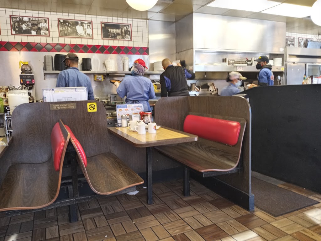 Waffle House | 1825 Pleasant Hill Rd, Duluth, GA 30096, USA | Phone: (770) 925-8836