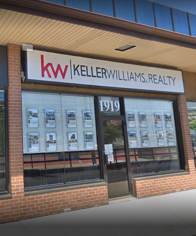 John Martelotti - Staten Island Real Estate | Keller Williams Realty Staten Island, 1919 Hylan Blvd, Staten Island, NY 10305, USA | Phone: (917) 202-8309