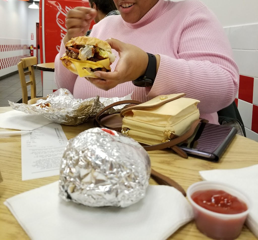 Five Guys | 90 Drum Hill Rd, Chelmsford, MA 01824, USA | Phone: (978) 454-4555