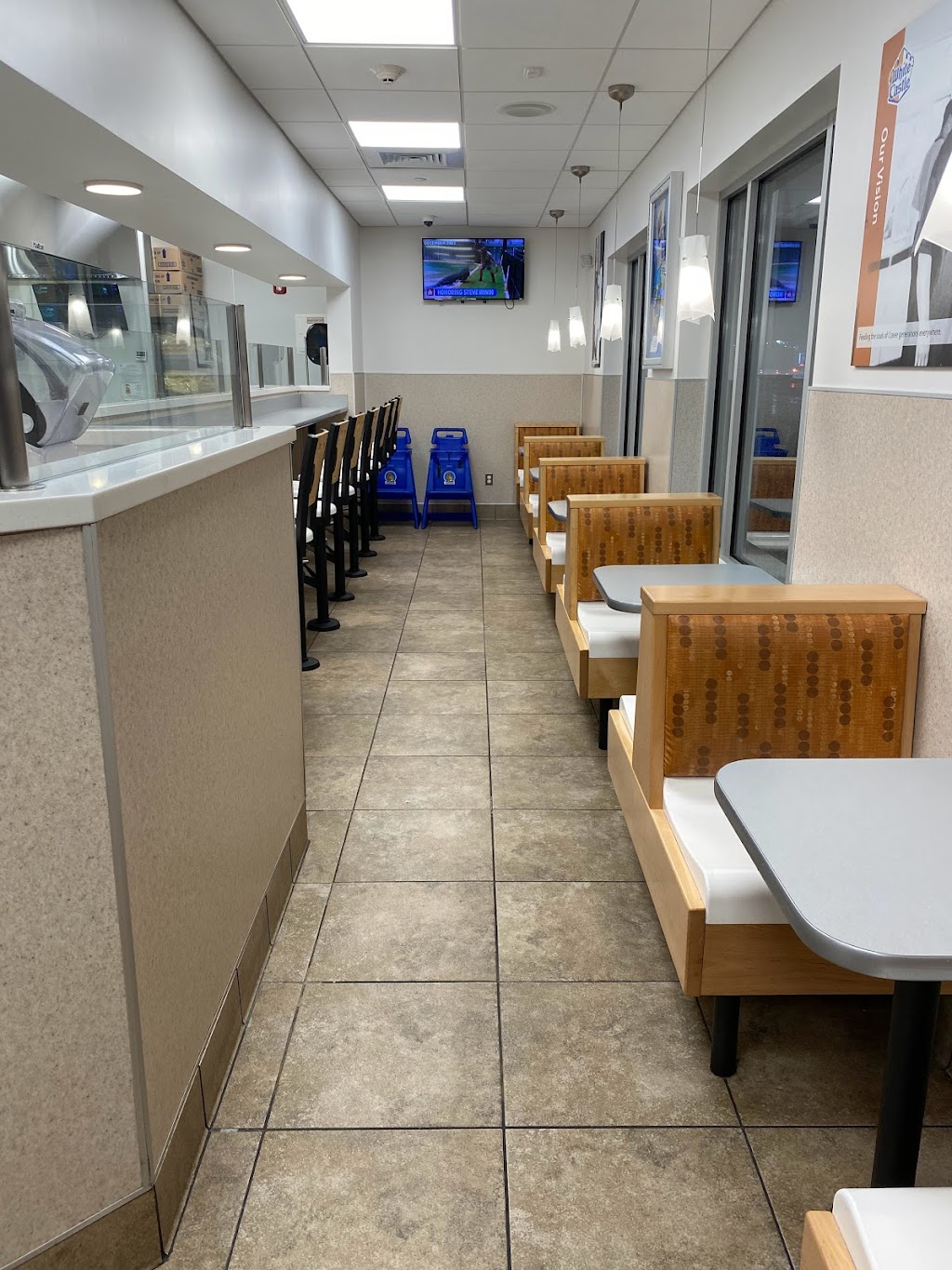 White Castle | L.I, 490 Sunrise Hwy, Lynbrook, NY 11563, USA | Phone: (516) 593-8542