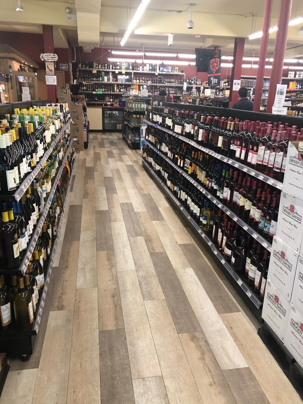 I & S Wine & Spirits | 1025 W 63rd St, Chicago, IL 60621, USA | Phone: (773) 434-3896