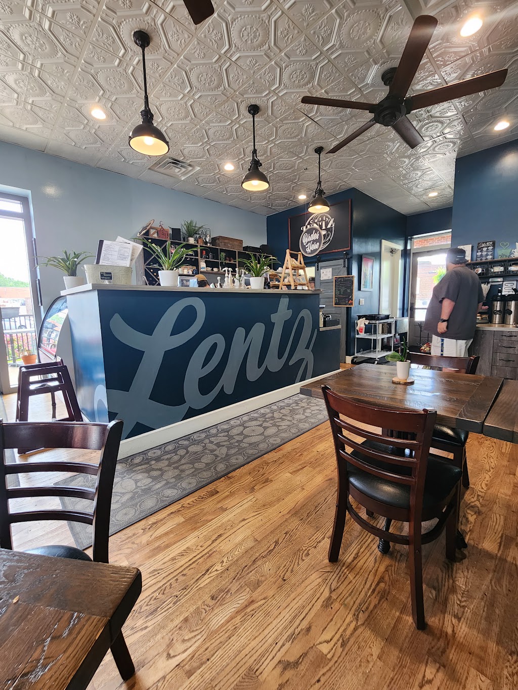 Café Lentz | 1462 N Main St, Mt Pleasant, NC 28124, USA | Phone: (704) 436-3888