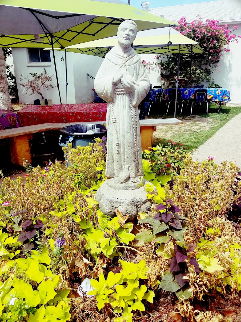 Our Lady of Guadalupe Catholic Church | 5445 E Calle San Angelo, Guadalupe, AZ 85283, USA | Phone: (480) 839-2860