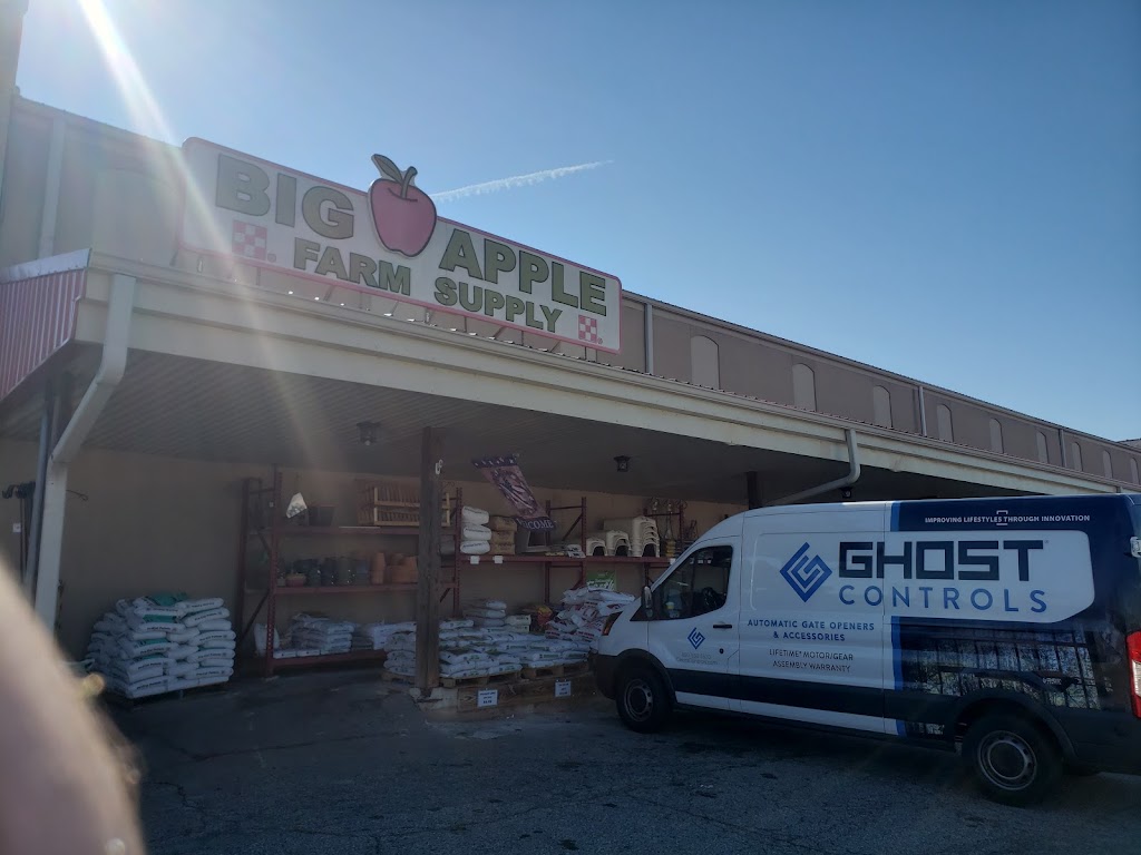 Big Apple Farm Supply | 407 SW Market St, Reidsville, NC 27320, USA | Phone: (336) 349-3336