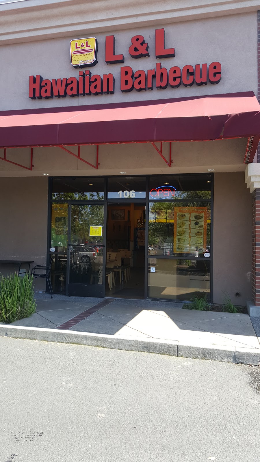 L&L Hawaiian Barbecue | 5121 Business Center Dr, Fairfield, CA 94534, USA | Phone: (707) 864-9873