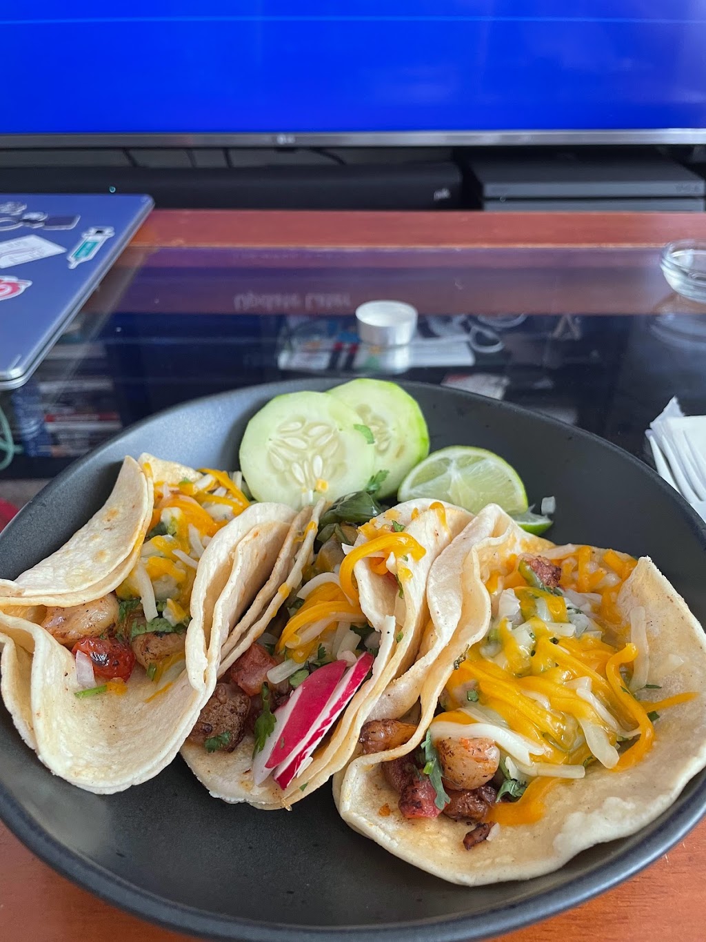 La Taqueria | 1143 Lawrenceville Rd, Lawrenceville, NJ 08648, USA | Phone: (609) 882-2273