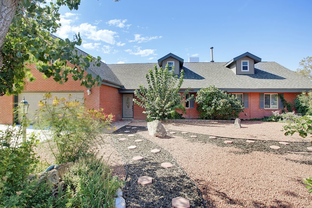 The Venegas Group Keller Williams Realty | 6703 Academy Rd NE, Albuquerque, NM 87109, USA | Phone: (505) 234-5820