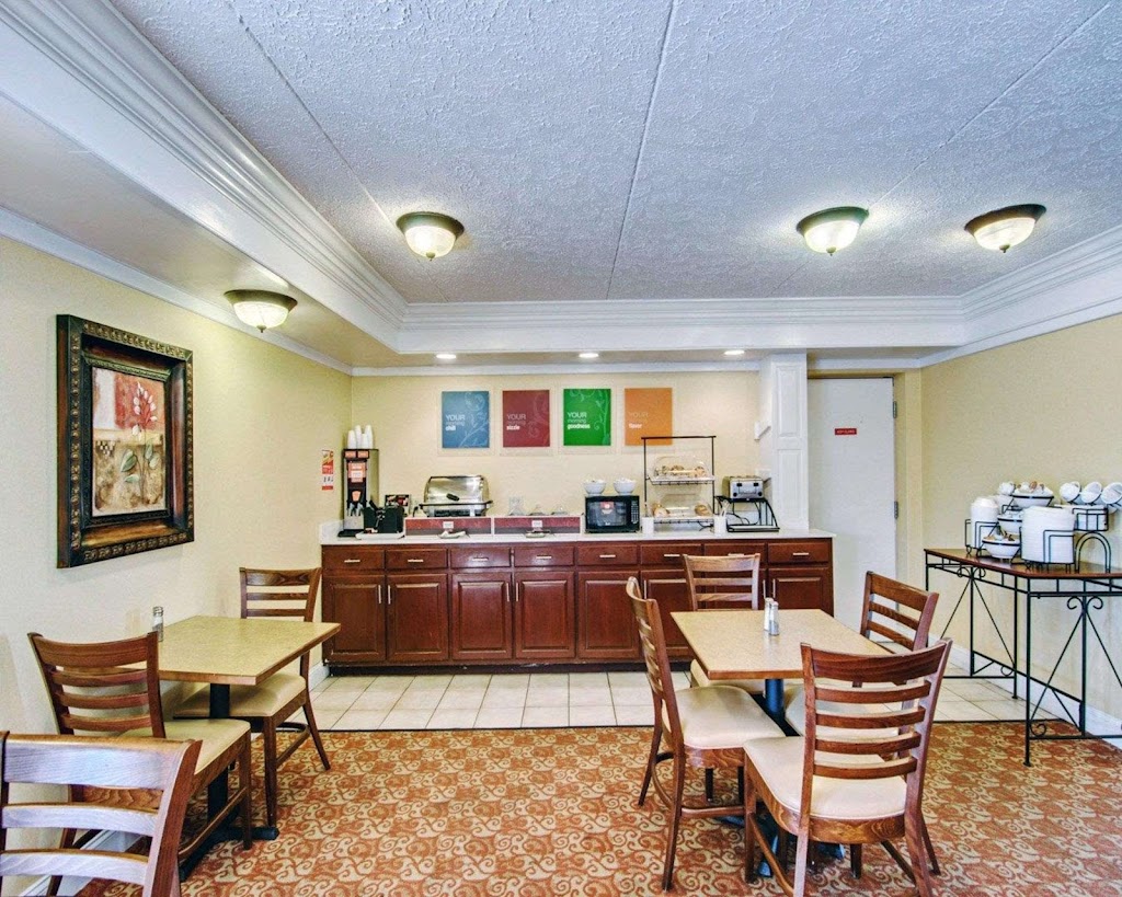 Quality Inn near Martinsville Speedway | 1895 Virginia Ave, Martinsville, VA 24112, USA | Phone: (276) 666-6835