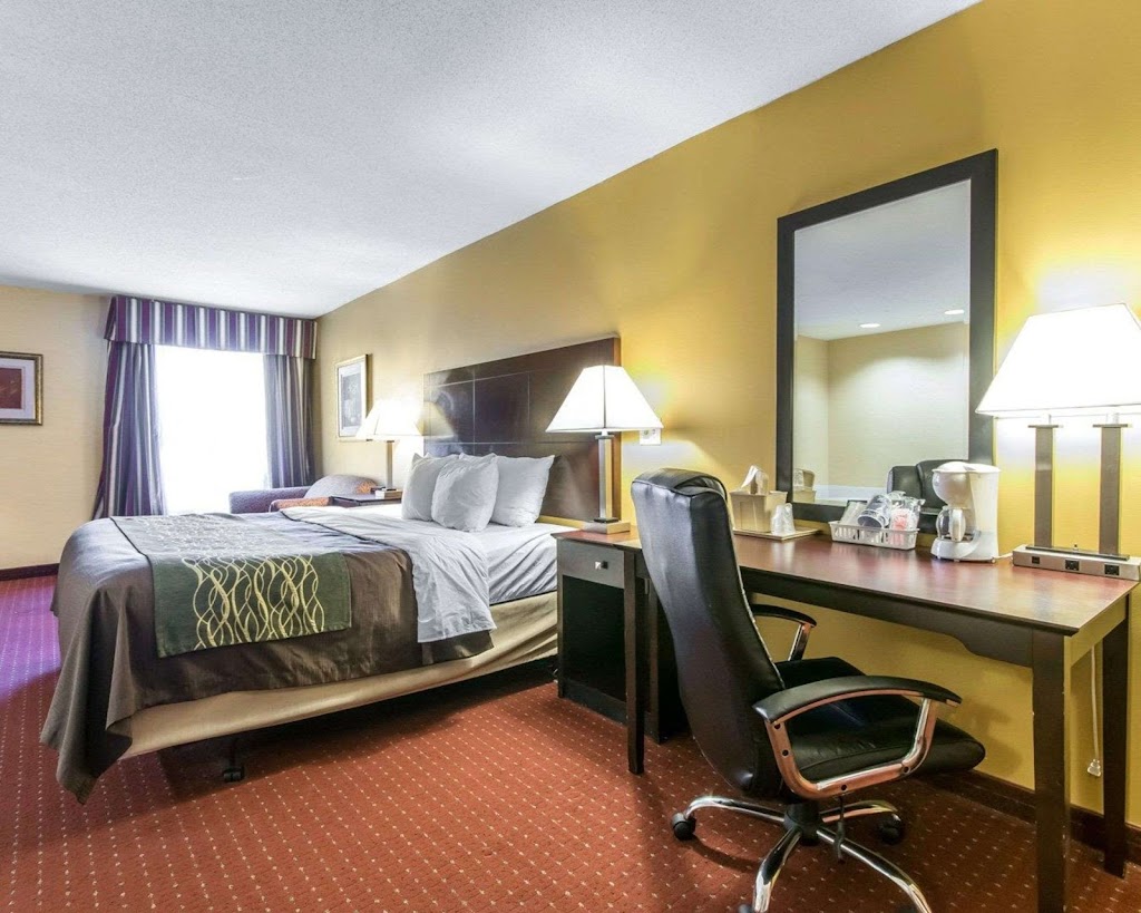 Quality Inn | 1050 Fashion Ridge Rd, Dry Ridge, KY 41035, USA | Phone: (859) 824-7121