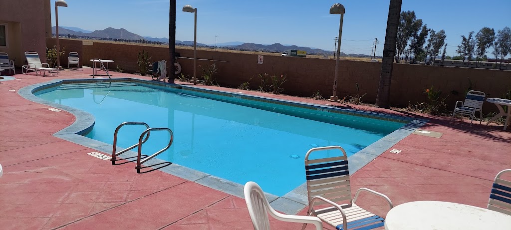 Perris Hotel Inn and Suites | 480 S Redlands Ave, Perris, CA 92570, USA | Phone: (951) 943-5577