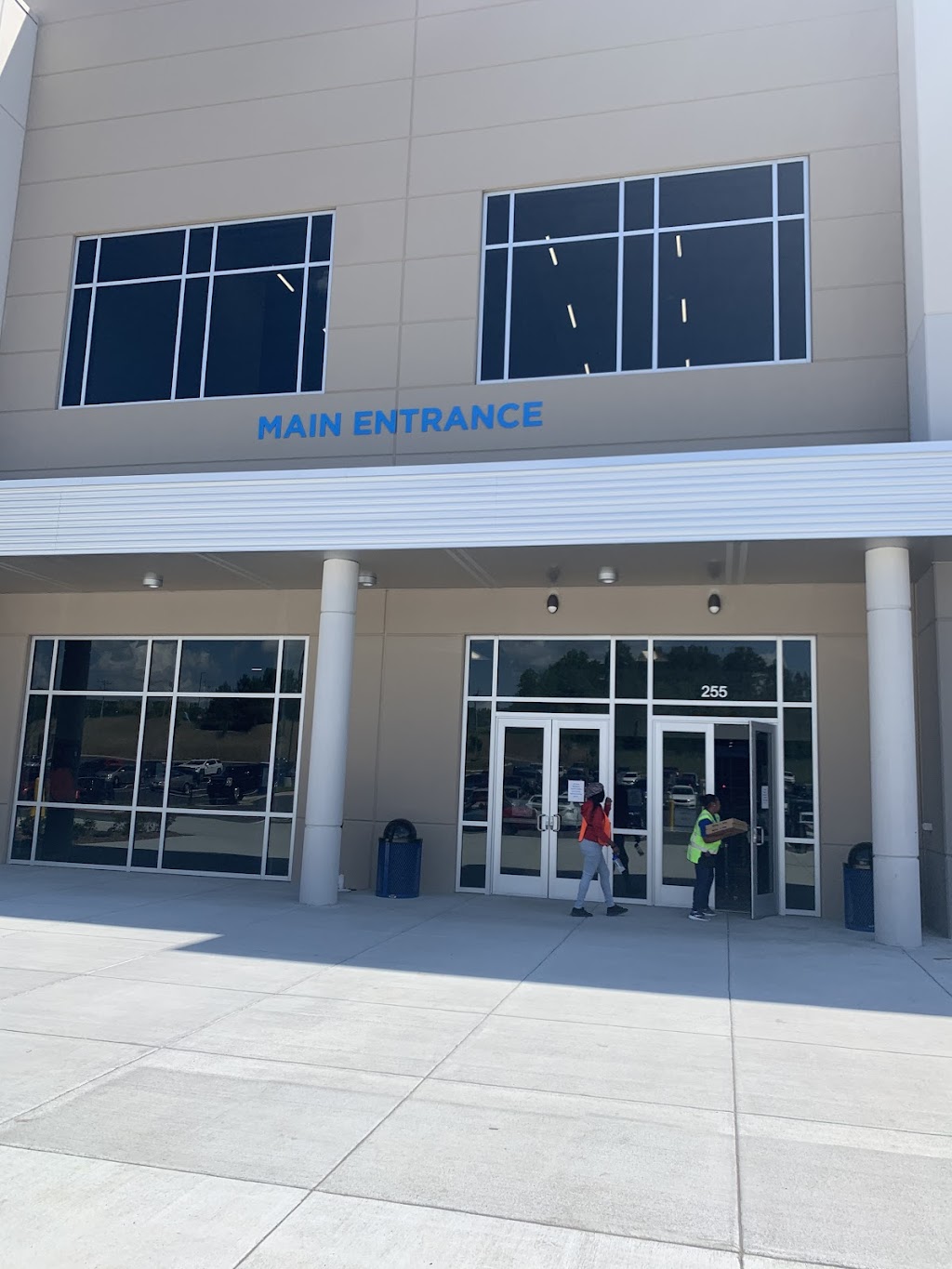 Chewy Fulfillment Center CLT1 | 255 Front Creek Rd, Salisbury, NC 28146, USA | Phone: (844) 980-2081