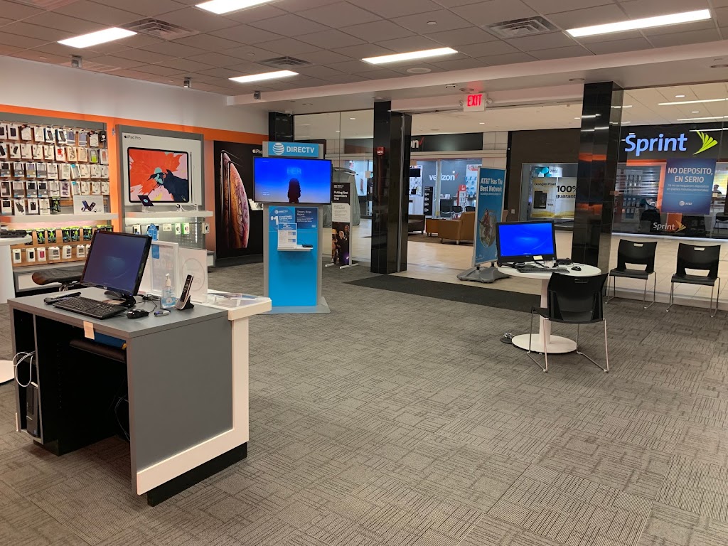 AT&T Store | 112 Eisenhower Pkwy, Livingston, NJ 07039 | Phone: (973) 992-3900