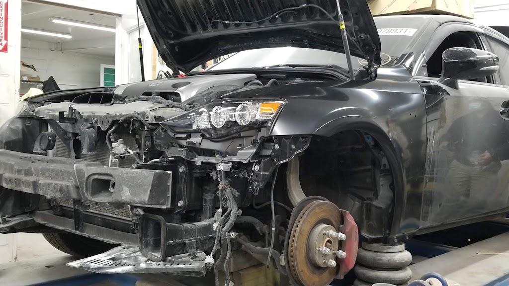 Tuans Auto Body | 981 Bluff Ave E, Shakopee, MN 55379, USA | Phone: (612) 701-9249