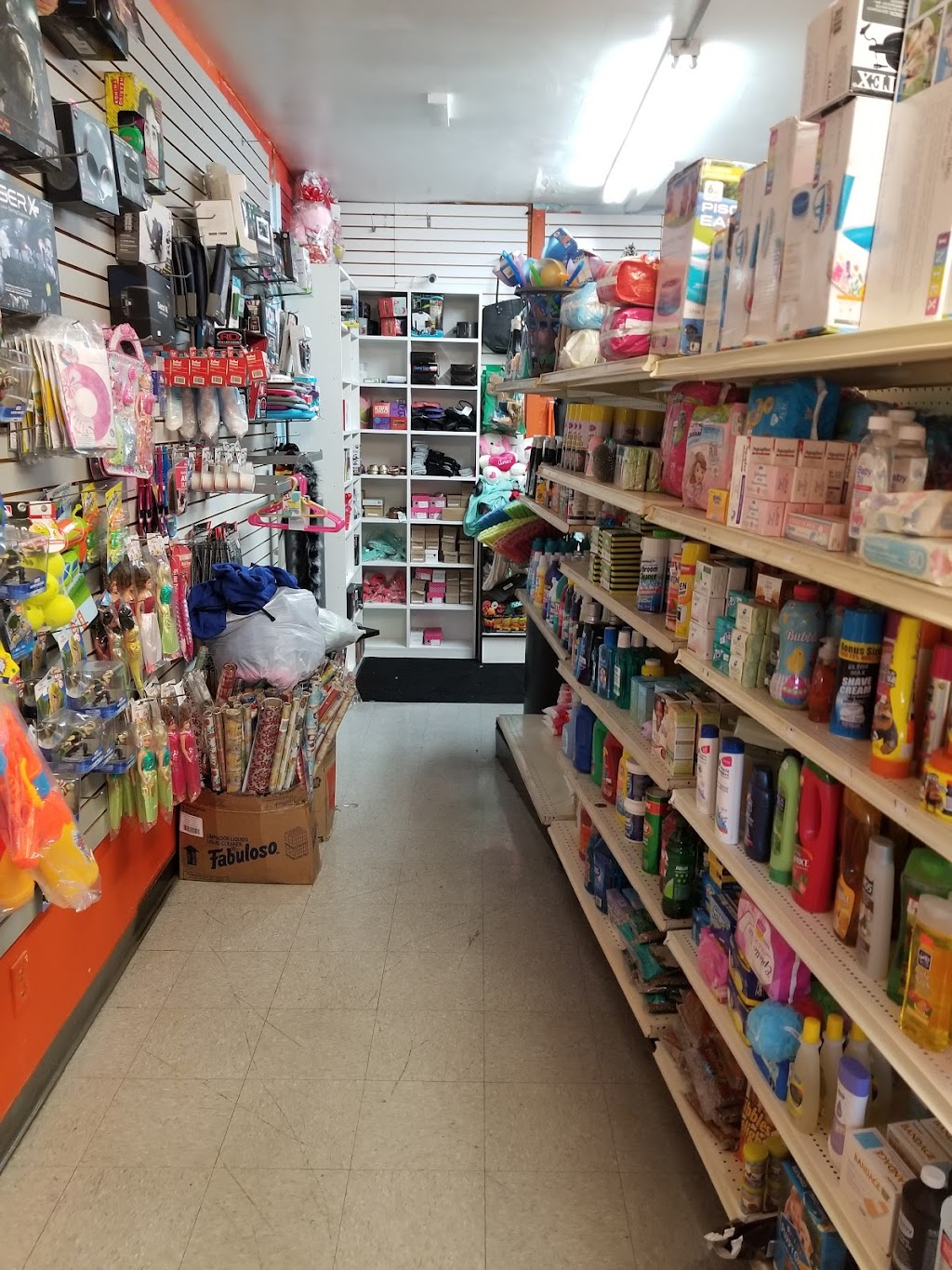 SAKURAS MARKET | 3007 E Florence Ave, Huntington Park, CA 90255, USA | Phone: (323) 774-9475