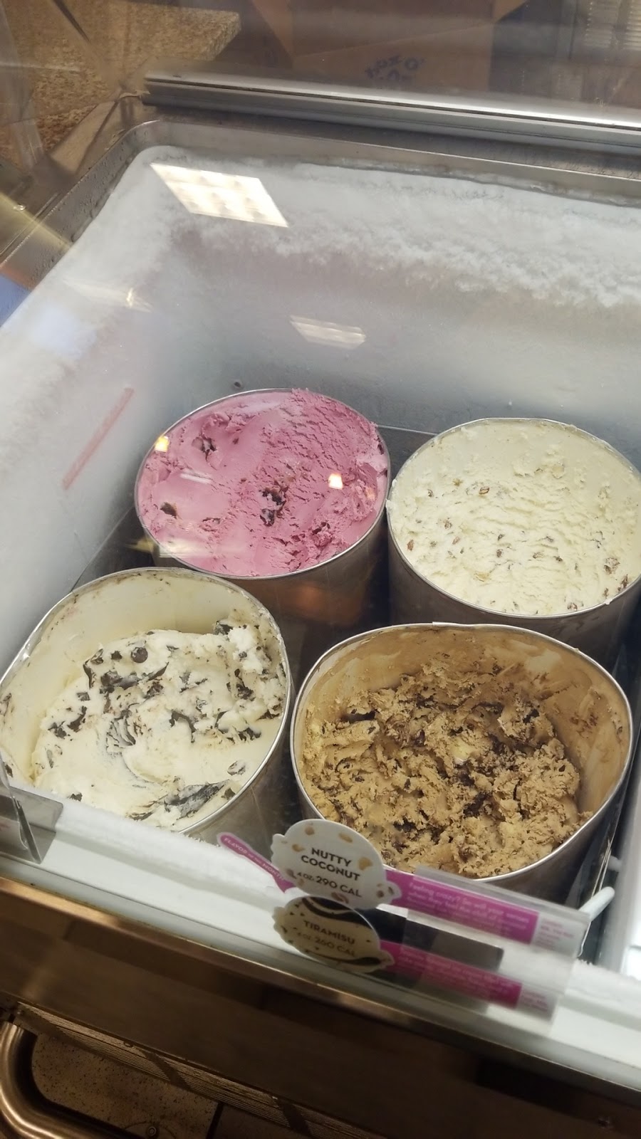 Baskin-Robbins | 22722 FL-54, Lutz, FL 33549, USA | Phone: (813) 909-8434