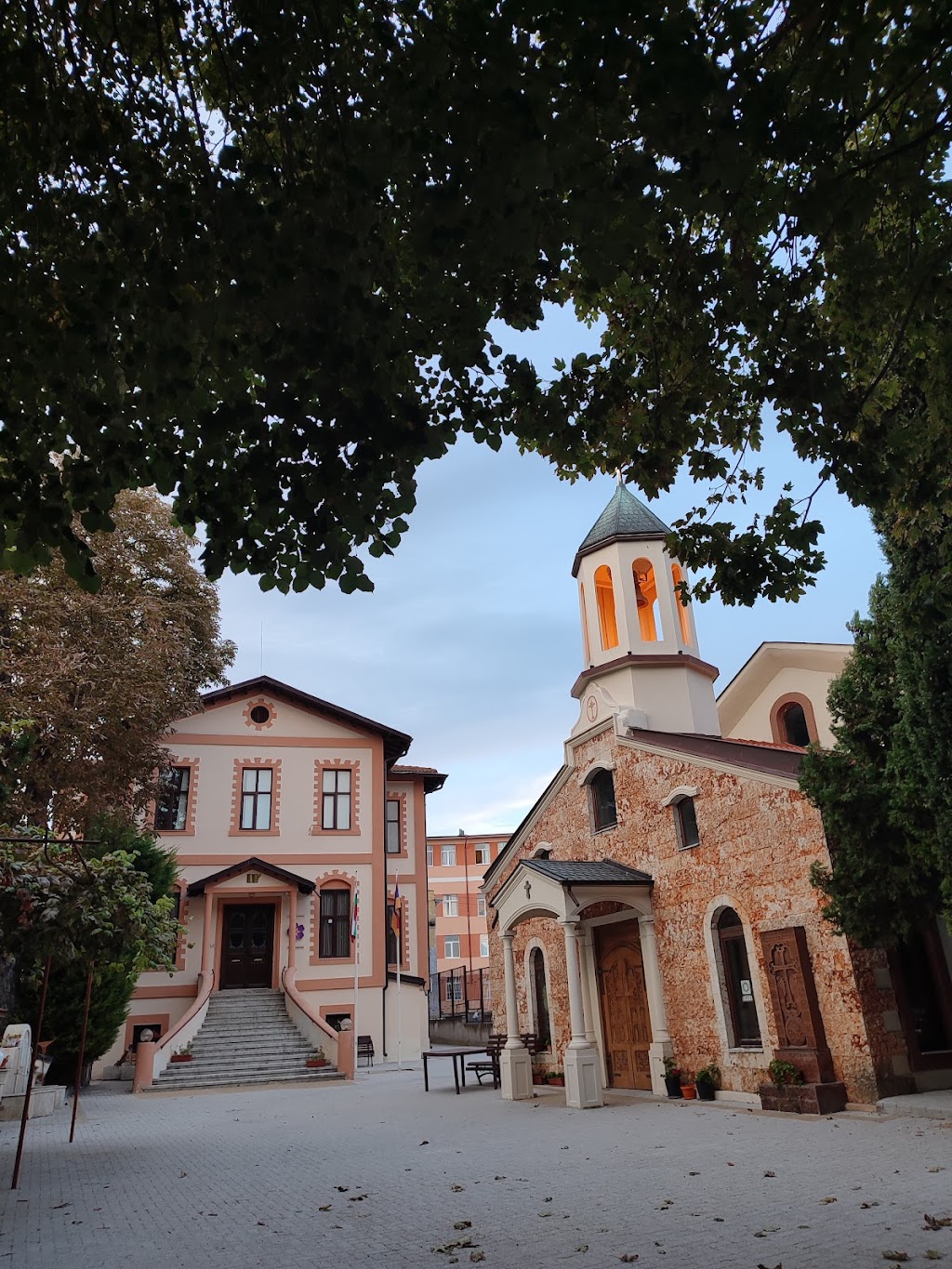 Armenian Orthodox Church | ul. "Han Asparuh" 15, 9000 Varna Center, Varna, Bulgaria | Phone: 052 619 382