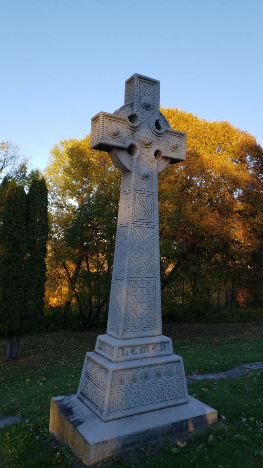 Lakeside Cemetery | 920 Nininger Rd, Hastings, MN 55033, USA | Phone: (651) 437-6656