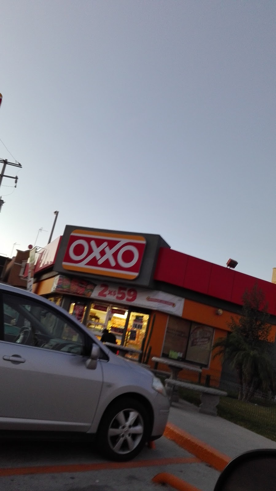 OXXO | Calle Jacaranda 4332, Porticos De San Antonio, 22666 Tijuana, B.C., Mexico | Phone: 81 8320 2020