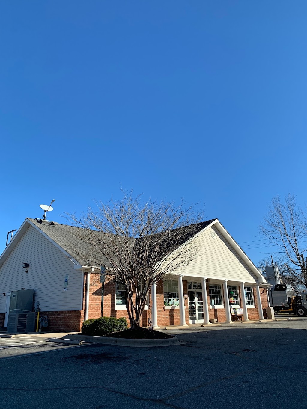 Foust Corner Market | 509 E Center St, Mebane, NC 27302, USA | Phone: (919) 563-2002 Foust Corner Market | 509 E Center St, Mebane, NC 27302, USA | Phone: (919) 563-2002