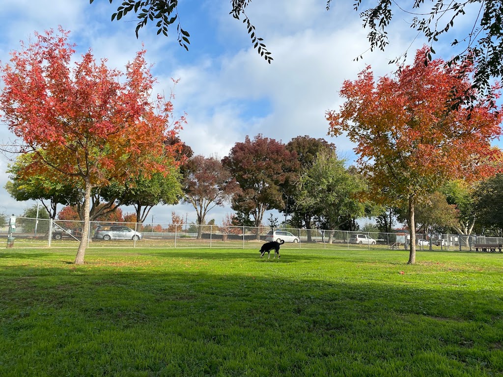 Rotary Dog Park | 930 N Gateway Dr, Madera, CA 93637, USA | Phone: (559) 661-5495