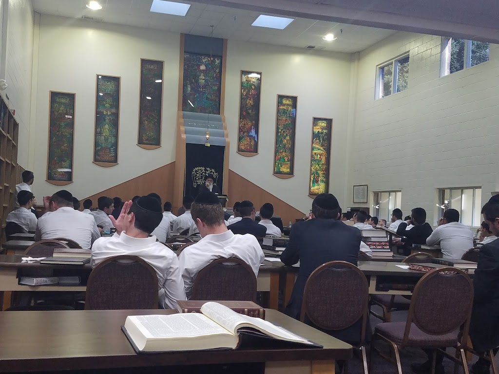 Shaarei Torah of Rockland | 91 Carlton Rd W, Suffern, NY 10901, USA | Phone: (845) 352-3431