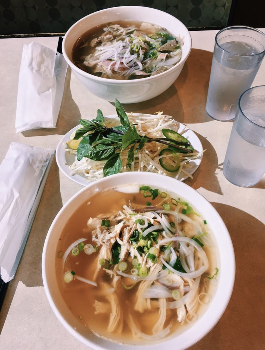 Phở Le | 8785 Center Pkwy B180, Sacramento, CA 95823 | Phone: (916) 688-7799