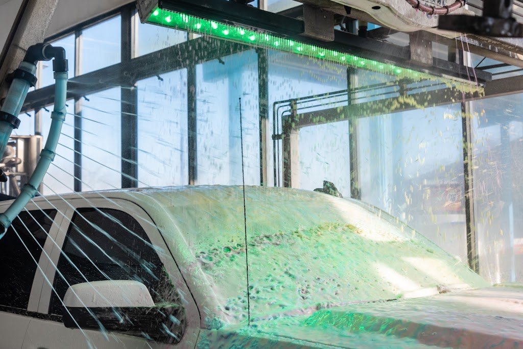 Q Car Wash - Benbrook | 9012 Benbrook Blvd, Benbrook, TX 76126, USA | Phone: (817) 962-2101