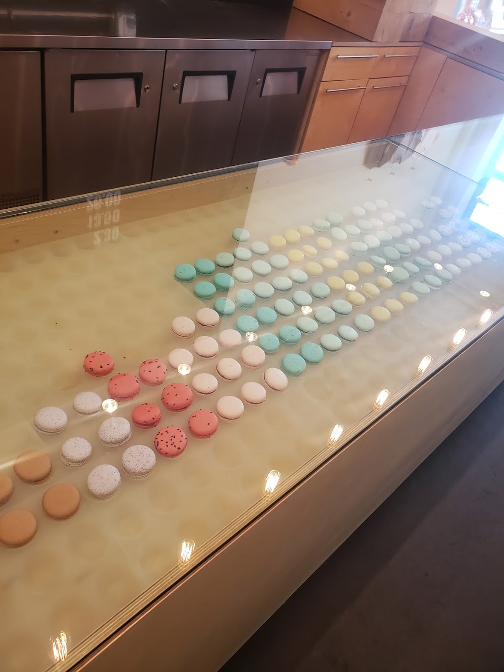 JOY Macarons | 1927 Greenville Ave, Dallas, TX 75206, USA | Phone: (469) 372-0415