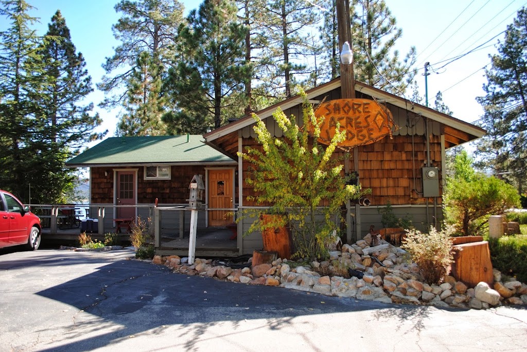 Shore Acres Lodge | 40090 Lakeview Dr, Big Bear Lake, CA 92315, USA | Phone: (877) 789-4140