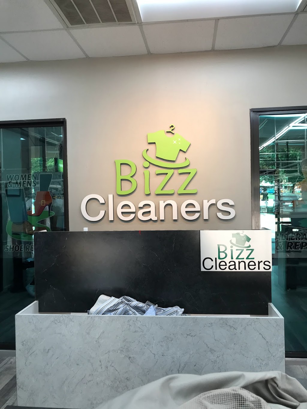 Bizz Cleaners | 2201 Long Prairie Rd, Flower Mound, TX 75022, USA | Phone: (972) 355-1807