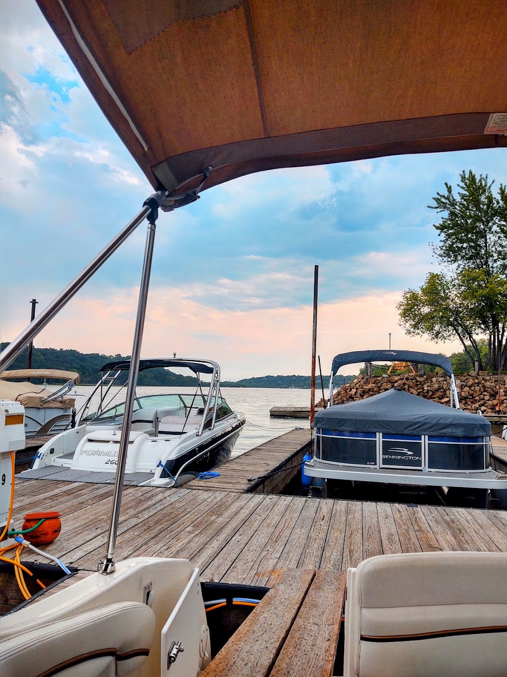 Ole Sawmill Marina & Boat Rentals | 2009 Lake St, Stillwater, MN 55082, USA | Phone: (651) 231-2025