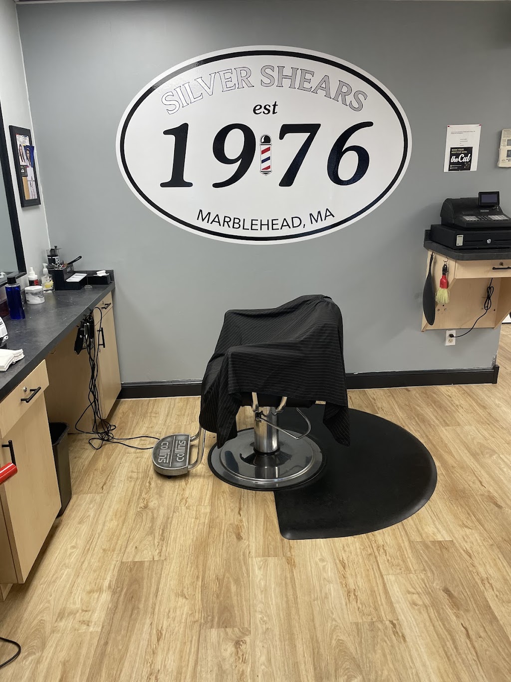 Silver Shears Barber Shop | 4 Bessom St, Marblehead, MA 01945, USA | Phone: (781) 631-9740