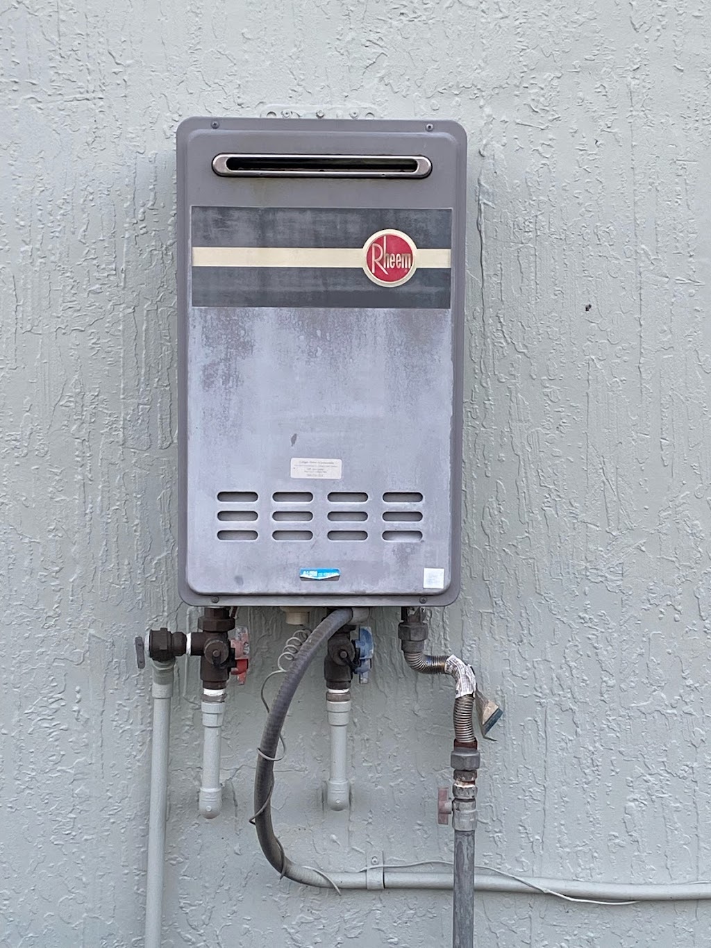 Water Heater Specialist | 2845 Camel Cir, Middleburg, FL 32068, USA | Phone: (904) 282-5557