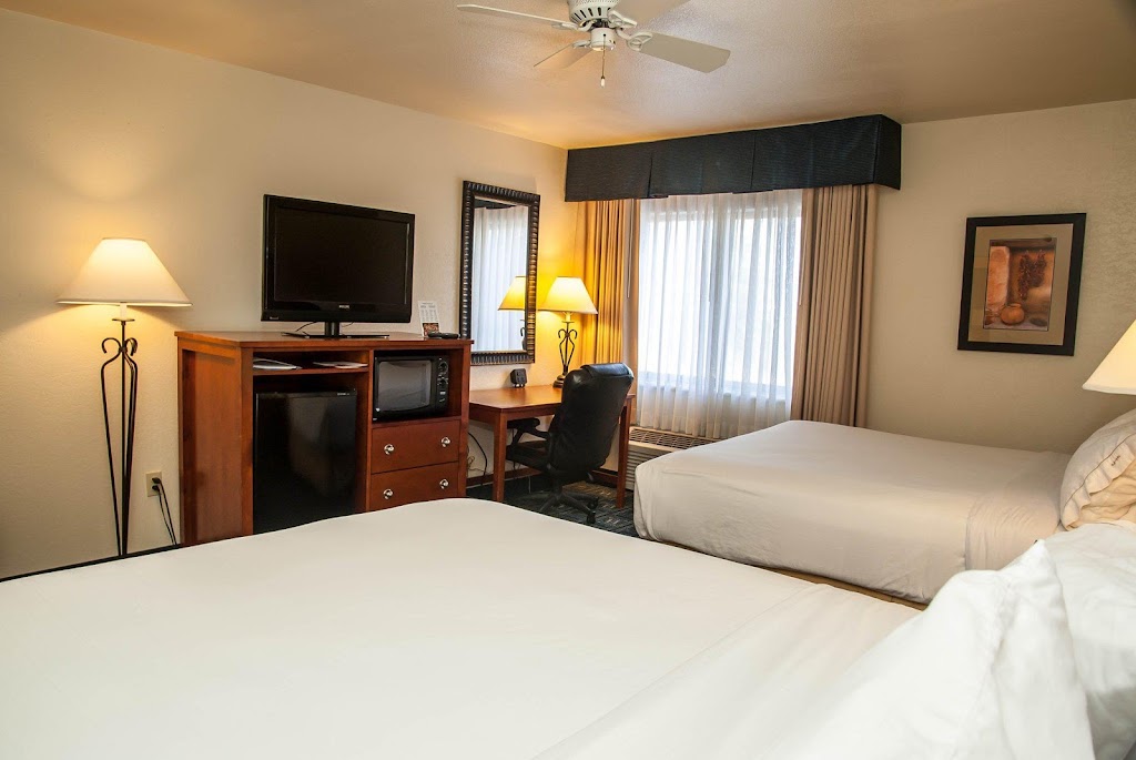 Holiday Inn Express Tucson-Airport, an IHG Hotel | 2548 E Medina Rd, Tucson, AZ 85756, USA | Phone: (520) 889-6600