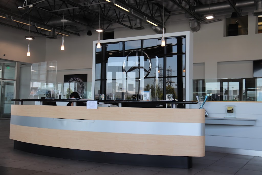 Mercedes-Benz of Valencia | 23355 Valencia Blvd, Santa Clarita, CA 91355, USA | Phone: (661) 535-1649