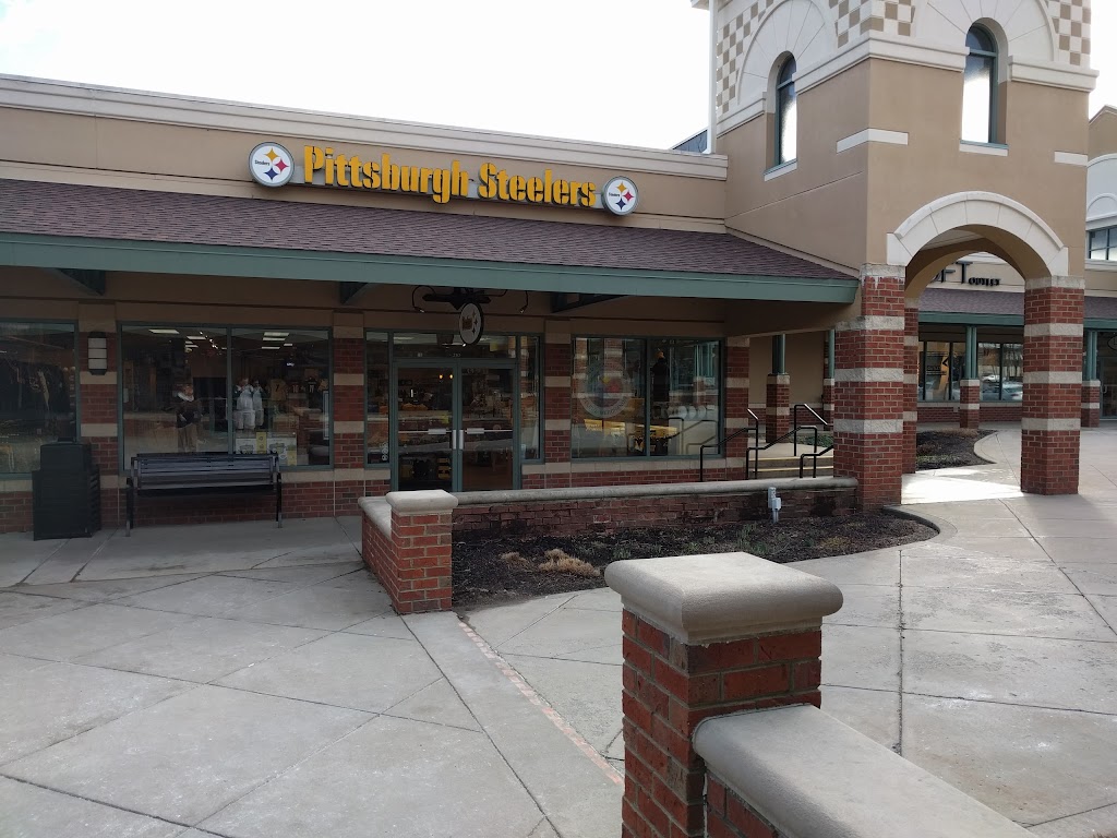 Pittsburgh Steelers Outlet | 1911 Leesburg Grove City Rd, Mercer, PA 16137, USA | Phone: (724) 748-3301