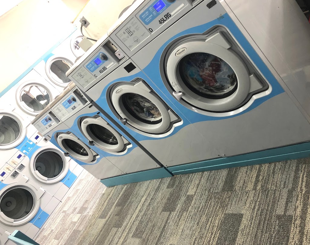 Southwest laundry | 11445 Des Moines Memorial Dr S, Seattle, WA 98168, USA | Phone: (206) 650-7088