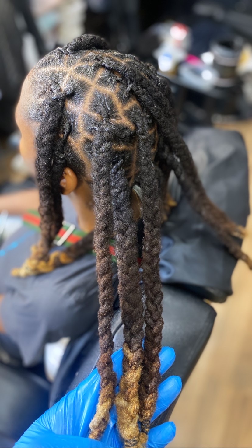 Locs By CeeCee | 1007 N King St 2nd floor, Hampton, VA 23669, USA | Phone: (347) 256-8176