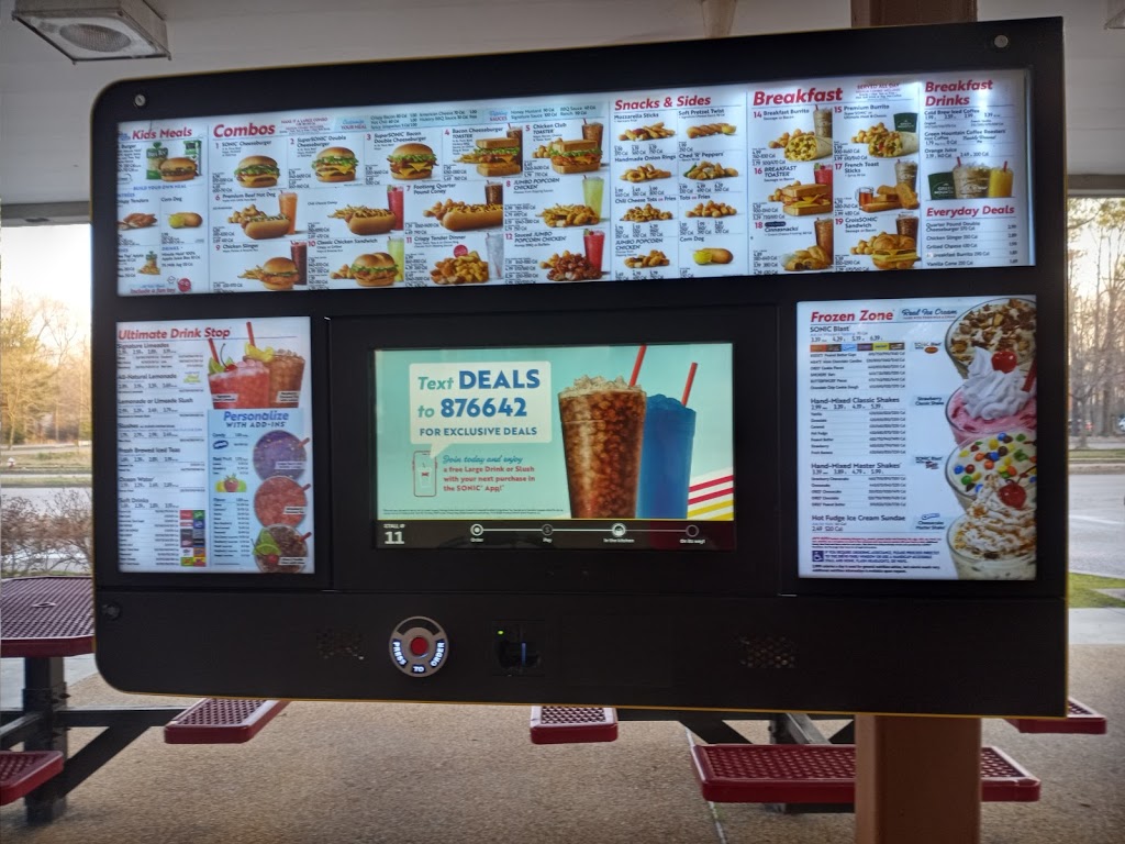 Sonic Drive-In | 200 Floyd Thompson Dr, Hampton, VA 23666, USA | Phone: (757) 865-9111