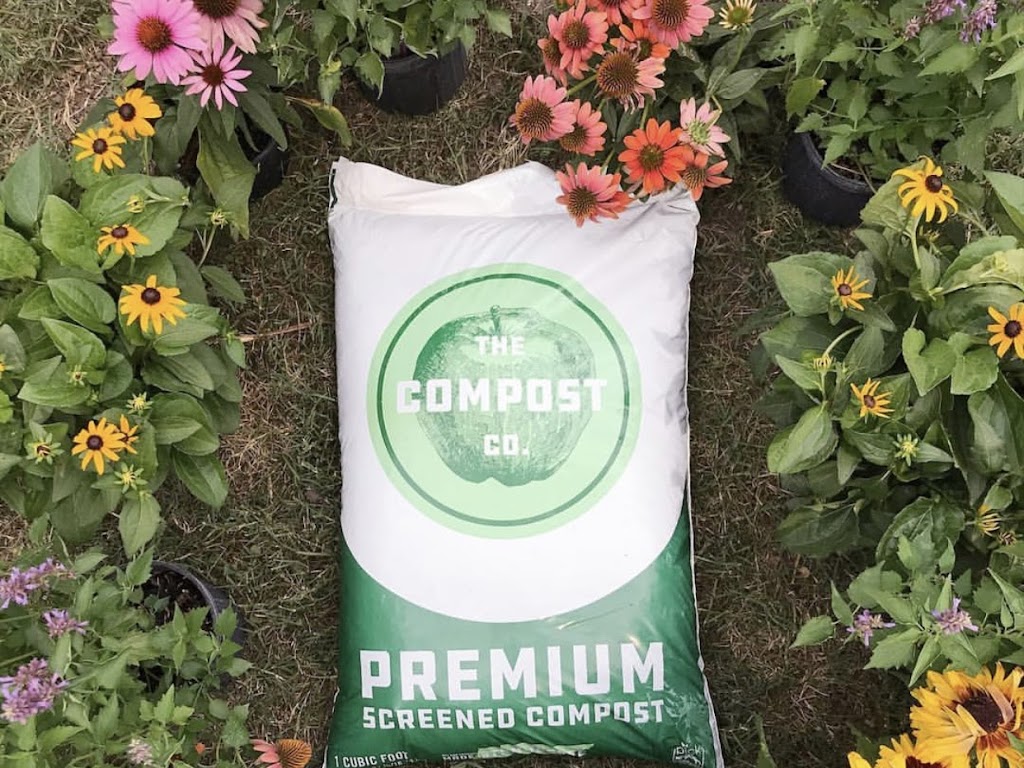 The Compost Company | 3643 TN-12, Ashland City, TN 37015 | Phone: (615) 380-1090