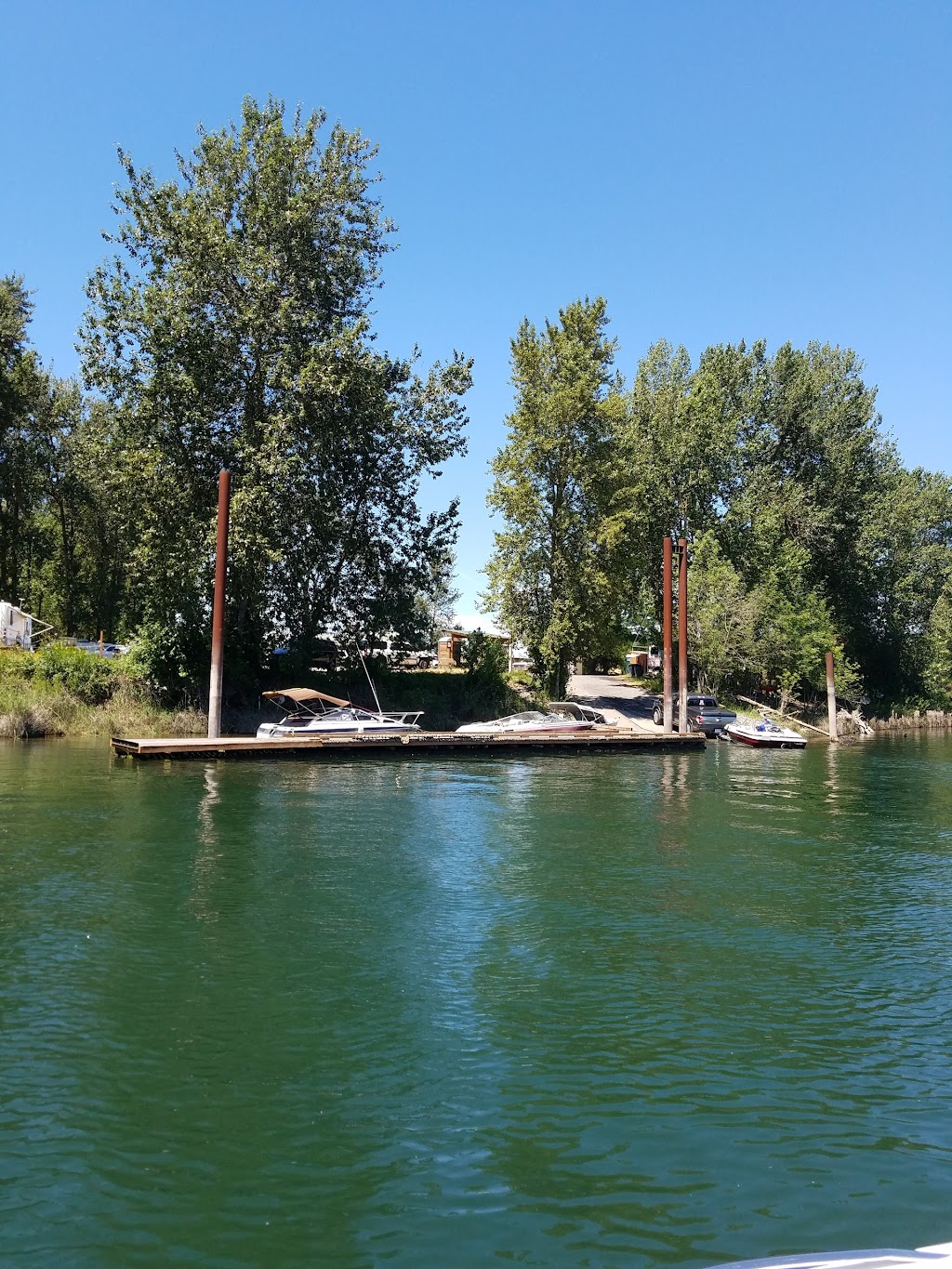 Stevens Moorage RV Park Camp | 4005 Dike Rd, Woodland, WA 98674, USA | Phone: (503) 819-0048