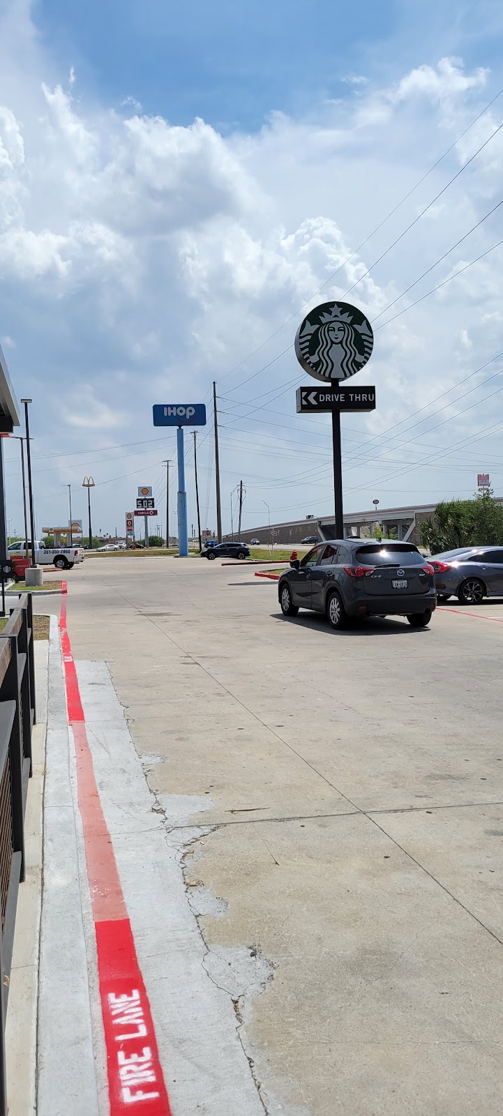 Starbucks | 2518 S Hwy 77, Kingsville, TX 78363, USA | Phone: (361) 219-3649