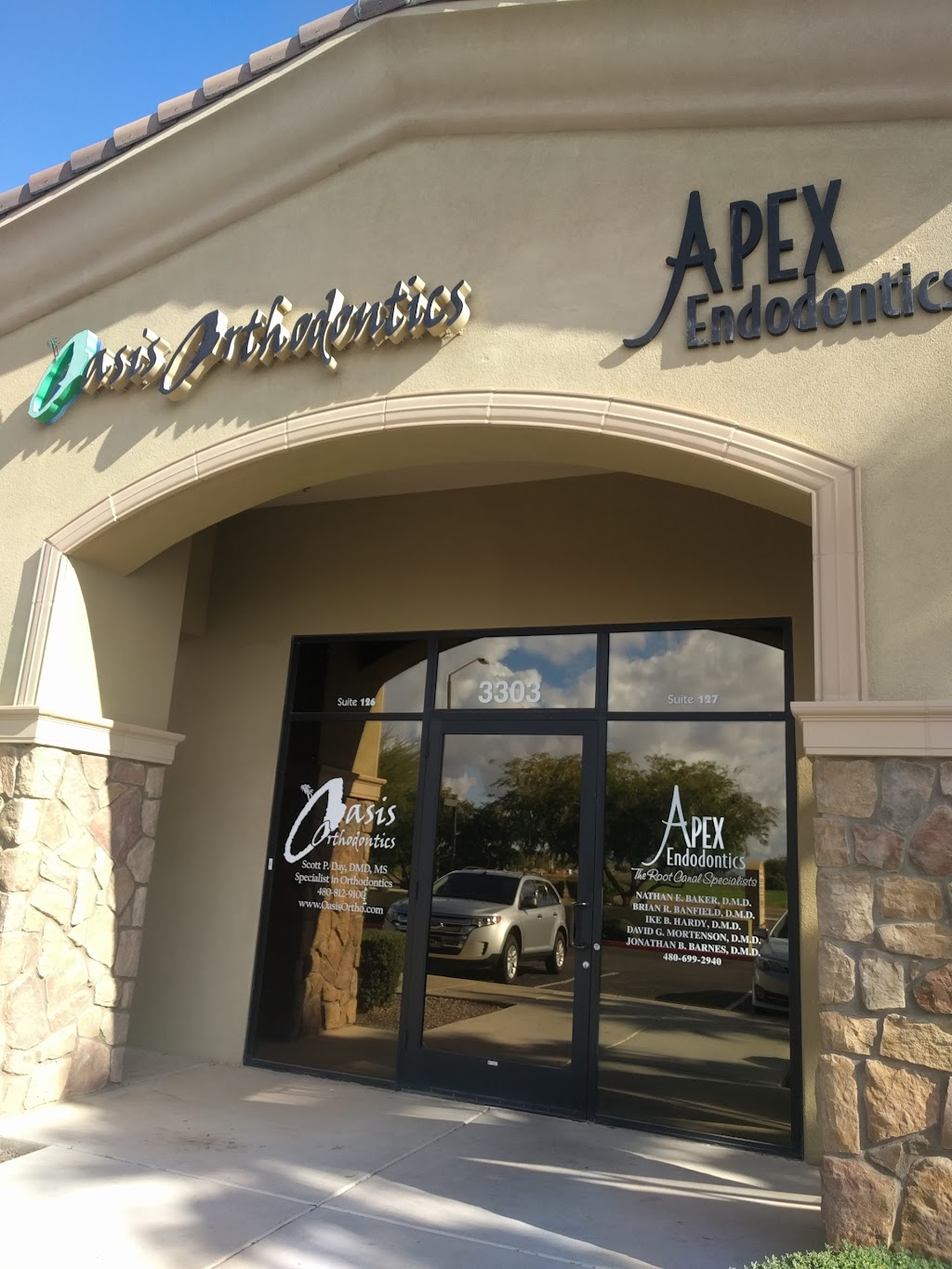 Dr. Brian R. Banfield, DMD | 3303 S Lindsay Rd STE 127, Gilbert, AZ 85297, USA | Phone: (480) 699-2940