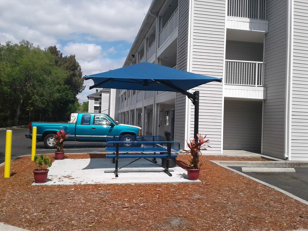 InTown Suites Extended Stay Clearwater FL | 2833 Roosevelt Blvd, Clearwater, FL 33760, USA | Phone: (727) 538-8892