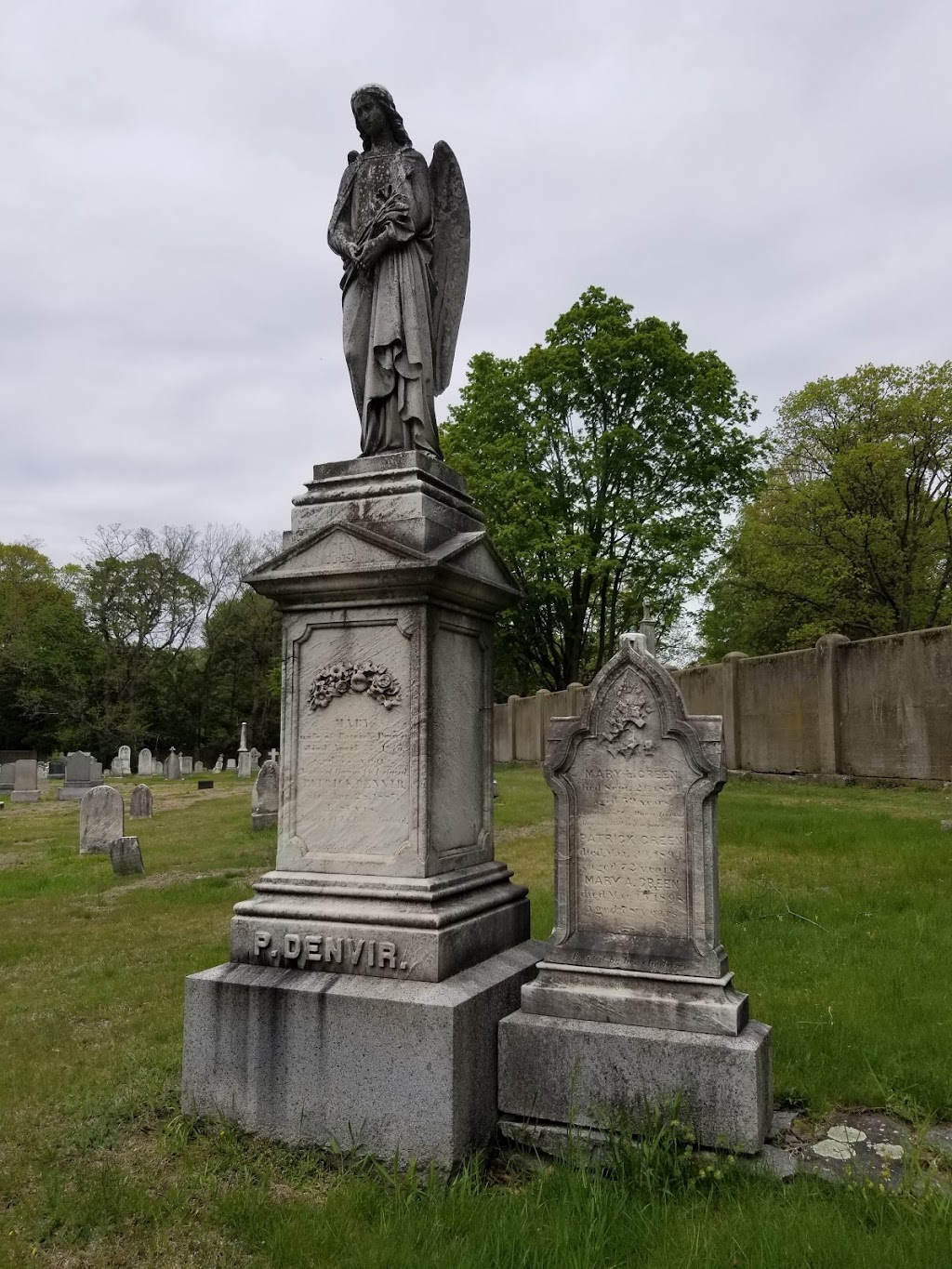 Catholic Mount Auburn Cemetery | 64 Cottage St, Watertown, MA 02472, USA | Phone: (781) 322-6300