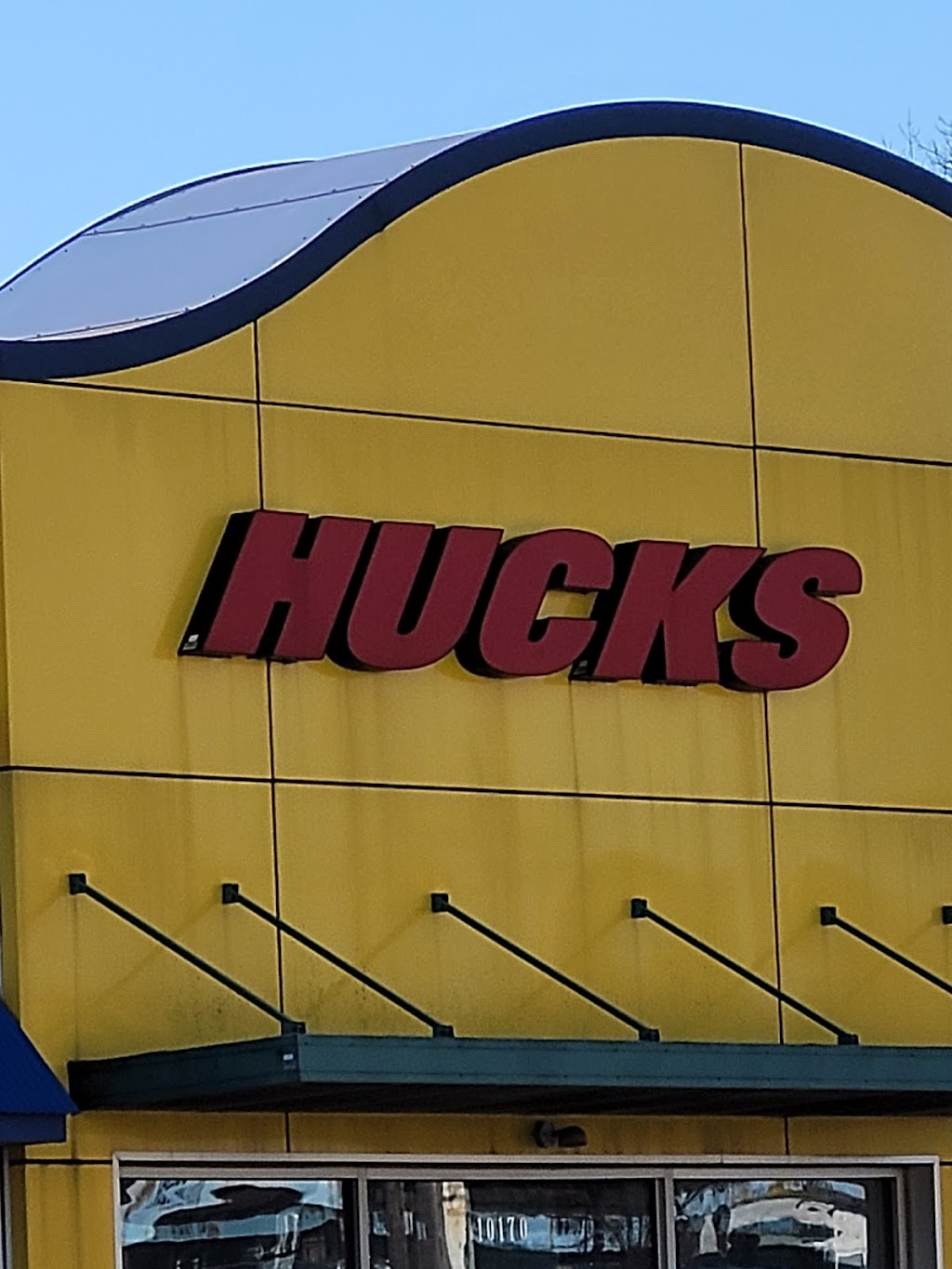 Hucks | 10170 Manchester Rd, Kirkwood, MO 63122, USA | Phone: (314) 821-1114