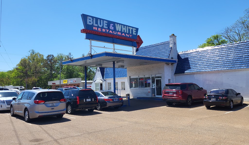 Blue & White | 1355 US-61, Tunica, MS 38676, USA | Phone: (662) 363-1371